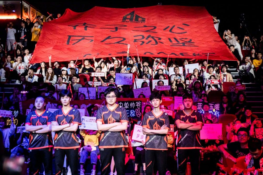 可以看出他