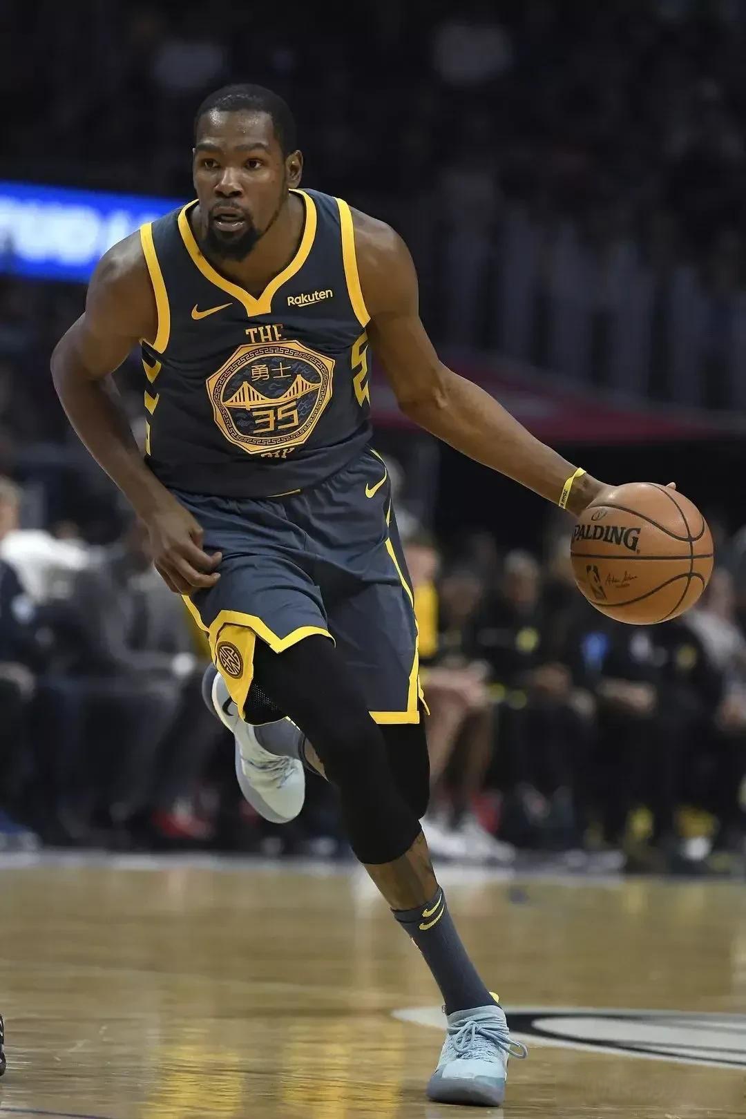 还延续着深 还延续着深