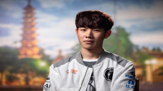 亚细安足球 亚细安足球