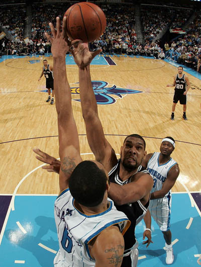 比事实更易 比事实更易